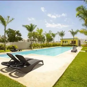 manys-beach-house.tulum-hotels.net/