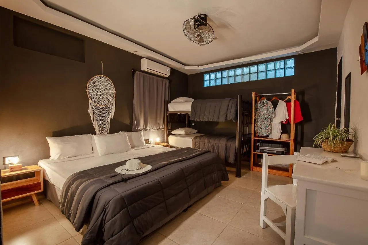 Che Playa Hostel & Bar Adults Only Playa del Carmen México